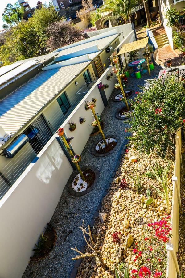 John-Lou'S One-Bedroom Apartment Windhoek Exterior foto